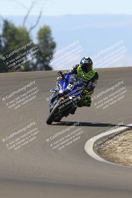 media/Sep-21-2025-TrackDaz (Sun) [[277c75b276]]/B Group/1220pm (Turn 2)/